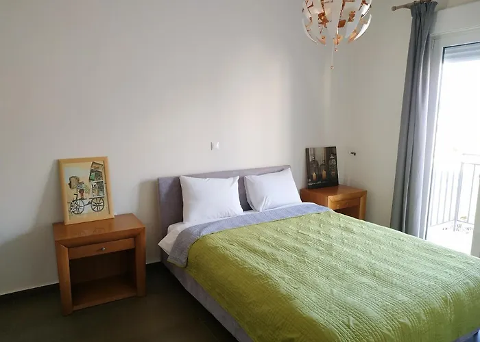 Pantazopoulou Square Apartment