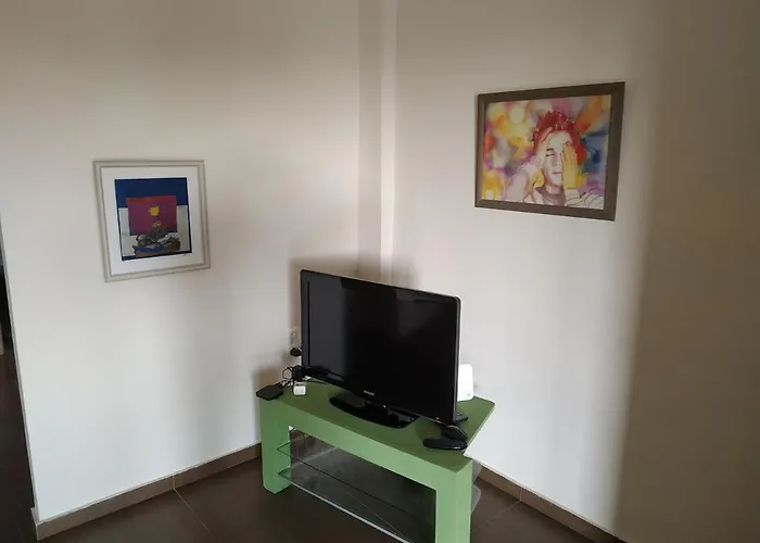 Pantazopoulou Square Apartment