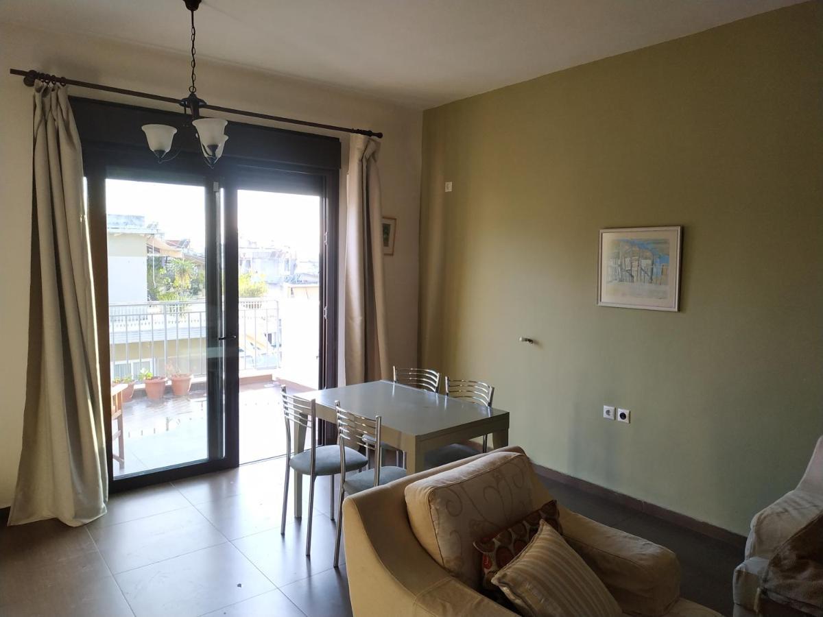Pantazopoulou Square Apartment